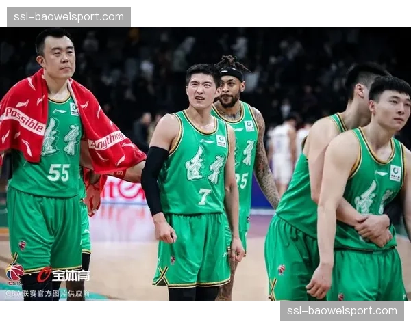 弗格当选总决赛MVP,场均贡献28.6分5.2篮板4.8助攻 弗格当选总决赛MVP,场均贡献28.6分5.2篮板4.8助攻