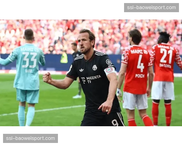 凯恩凌空垫射破门，攻入个人本赛季德甲第32球